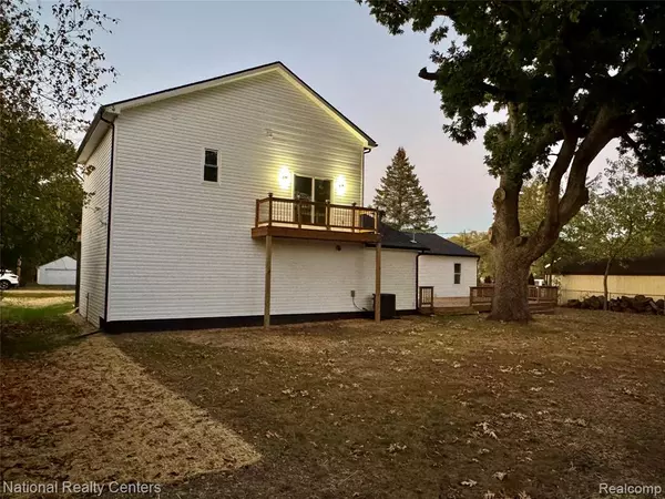 Waterford, MI 48328,4741 Maycrest Drive