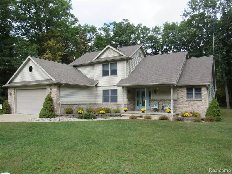 6222 W EMERY Road, Houghton Lake, MI 48629