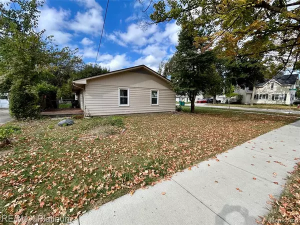 Brighton, MI 48116,903 State Street