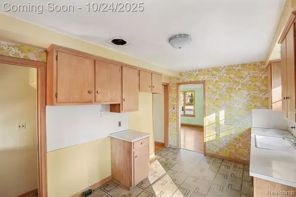Plymouth, MI 48170,685 Ross Street