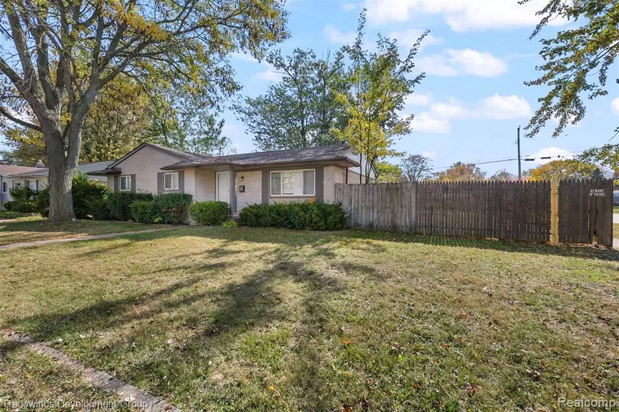 30455 Cherry Avenue, Romulus, MI 48174