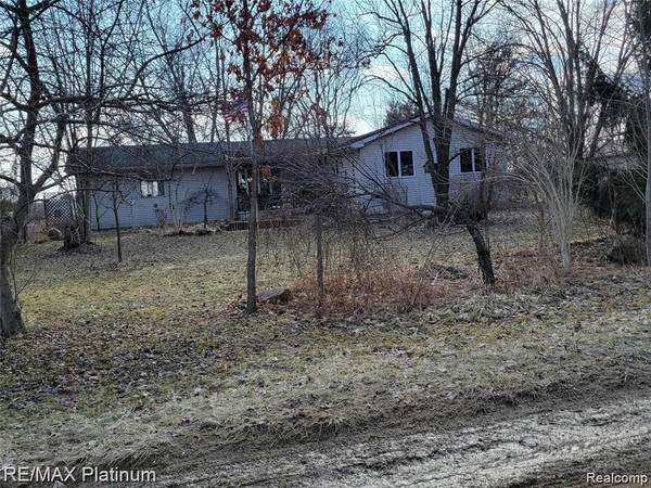 10209 Sargent Road, Fowlerville, MI 48836