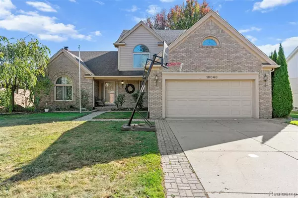 Macomb, MI 48042,16040 Violet Drive