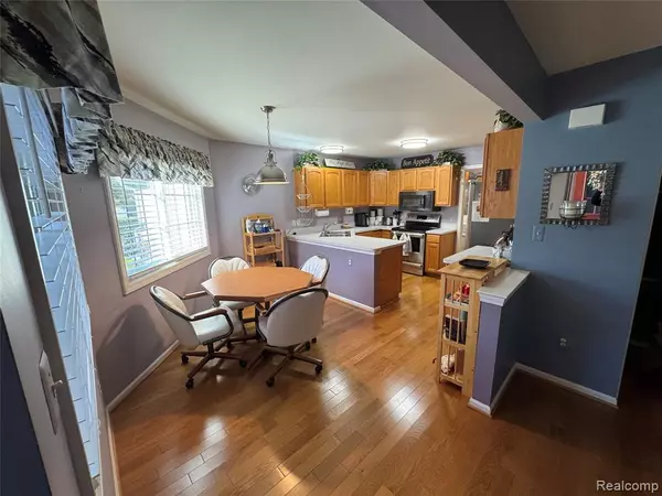 Brighton, MI 48116,1017 Elmwood Drive