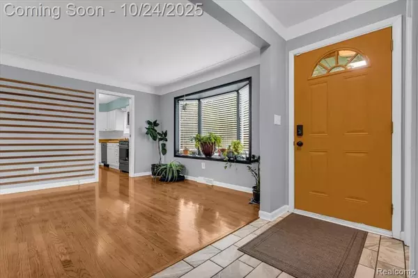 Clarkston, MI,6710 Laurelton