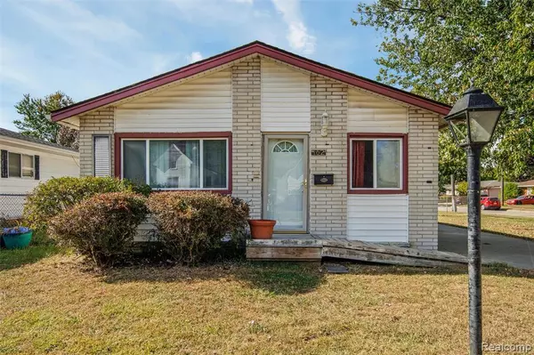 Mount Clemens, MI 48043,162 Barbara Street