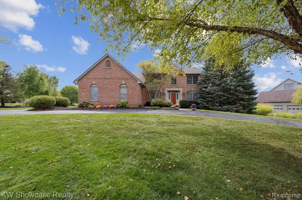 Saline, MI 48176,1147 Longview Lane