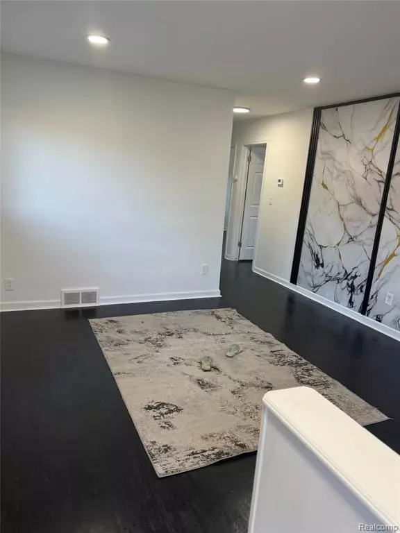 Inkster, MI 48141,29477 Hazelwood Street