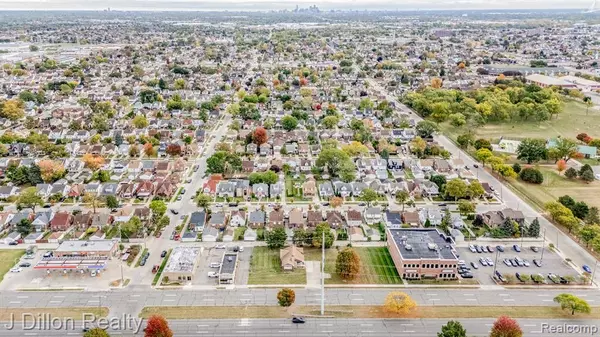 Dearborn, MI 48126,6128 Yinger Avenue