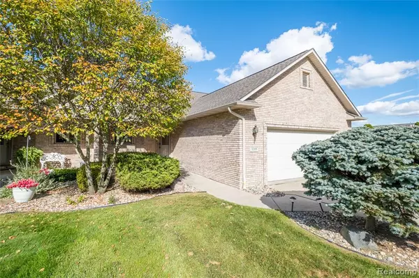 Swartz Creek, MI 48473,5355 Wyndemere Common Square