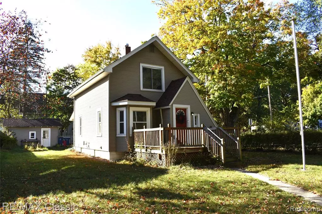 Holly, MI 48442,135 Park Avenue