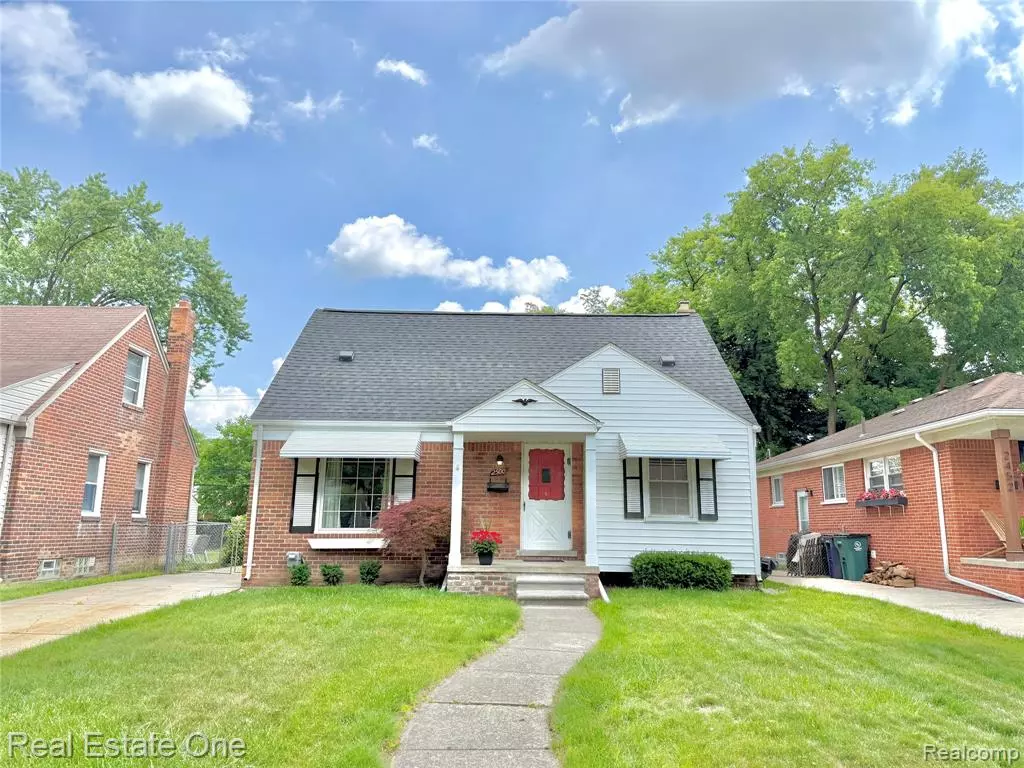 Royal Oak, MI 48073,2500 N Wilson Avenue