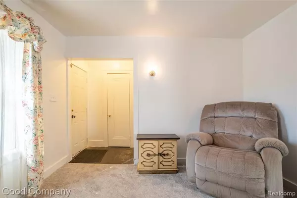 Detroit, MI 48227,15872 Coyle Street