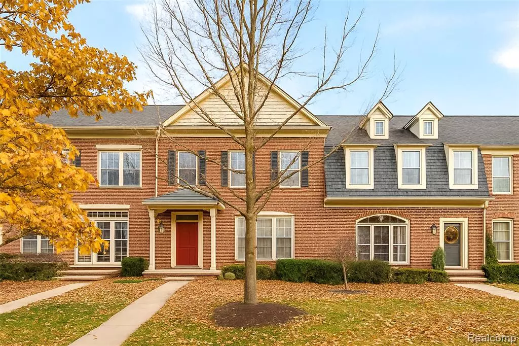 Canton, MI 48187,1284 W CRYSTAL Circle