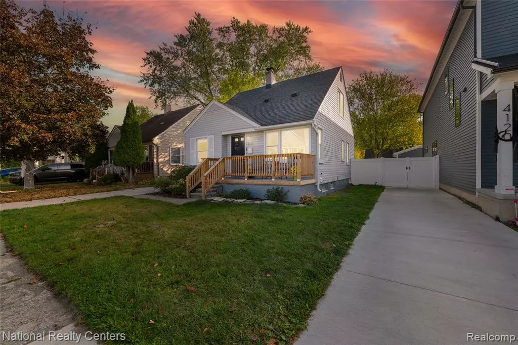 Berkley, MI 48072,4142 Buckingham Avenue