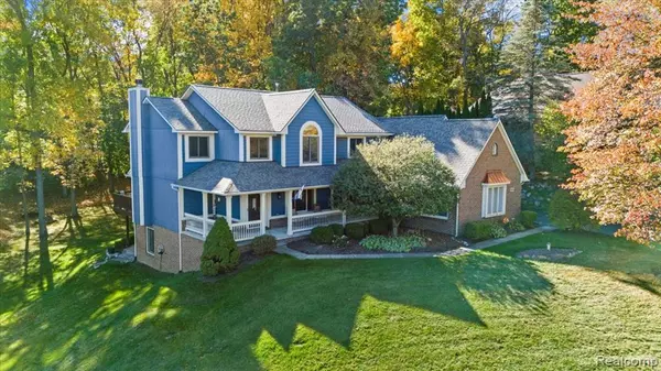 9755 Forest Ridge Drive, Clarkston, MI 48348