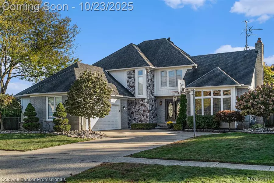 14930 Crofton Drive, Shelby Twp, MI 48315
