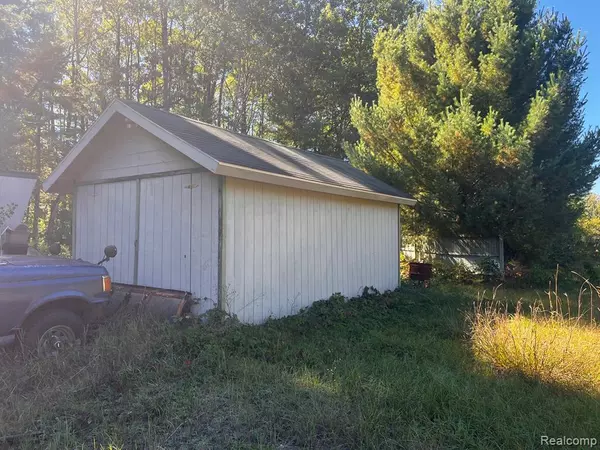 Wellston, MI 49689,22849 Hoxeyville Road