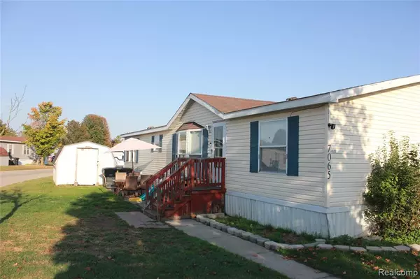 7065 El paso Boulevard, Romulus, MI 48174