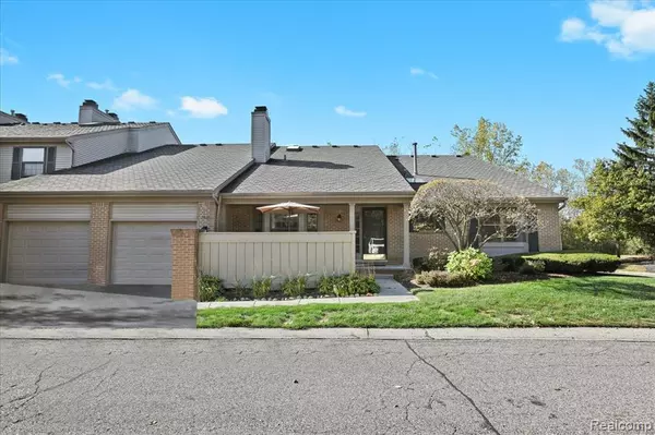 Farmington Hills, MI 48331,29485 Beau Ridge