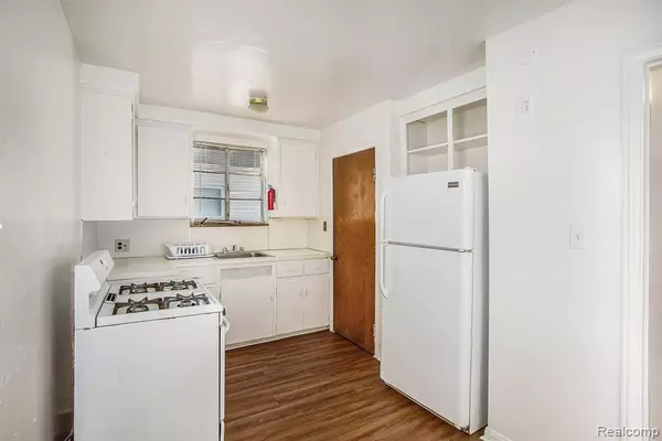 Detroit, MI 48204,8114 Roselawn Street