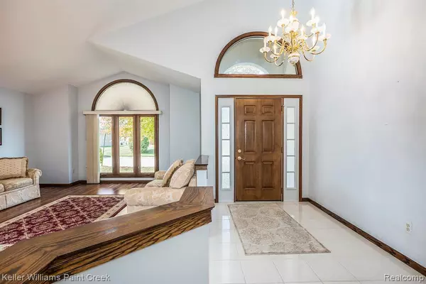 Macomb, MI 48042,47158 Hunters Chase Drive