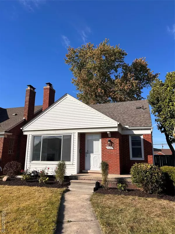 15161 Sprenger Avenue, Eastpointe, MI 48021