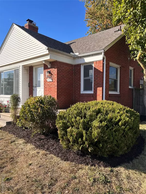 Eastpointe, MI 48021,15161 Sprenger Avenue