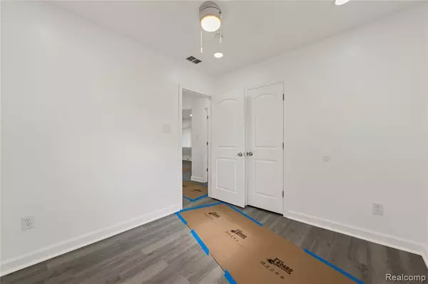 Taylor, MI,14622 Huron Street