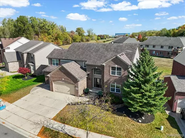 Warren, MI 48092,29650 Trailwood Drive