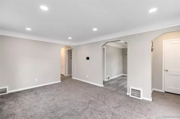 Detroit, MI 48219,20026 Avon Avenue