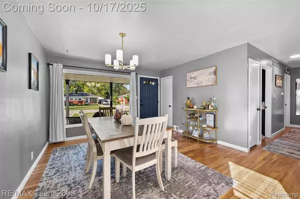 Flat Rock, MI 48134,29321 Tamarack Drive