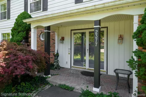 Bloomfield Hills, MI 48304,2377 Williamstown Court