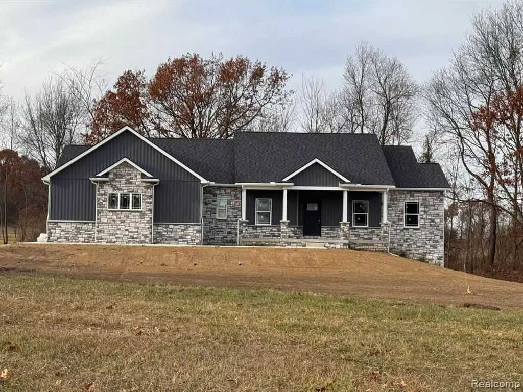 Metamora, MI 48455,2268 Equestrian Trail Drive