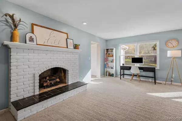 Clarkston, MI 48348,10180 Ellis Road