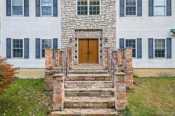 North Branch, MI 48461,6802 Booth Road