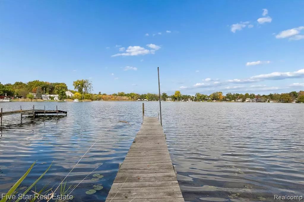 White Lake, MI,9548 Roundlake NE Boulevard