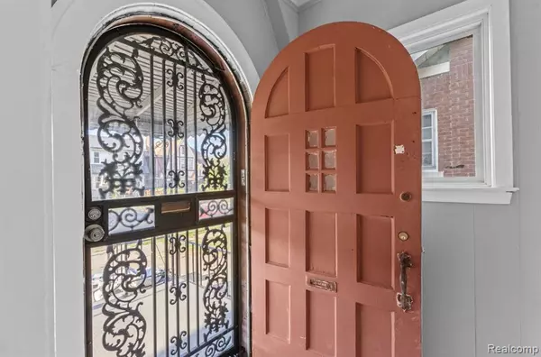 Detroit, MI 48206,2715 Glynn Court