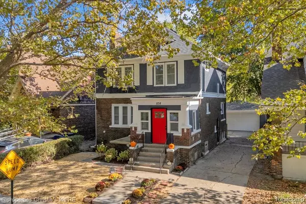 Detroit, MI 48215,838 Algonquin Street