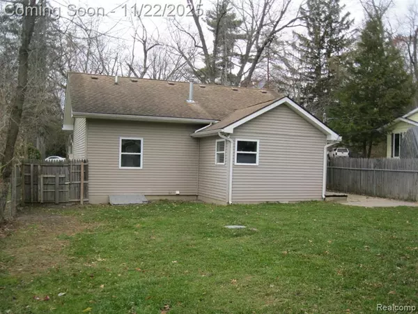 Highland, MI 48356,4916 Hillock Hillock