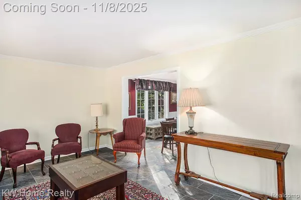 West Bloomfield, MI 48323,5994 Glen Eagles Drive