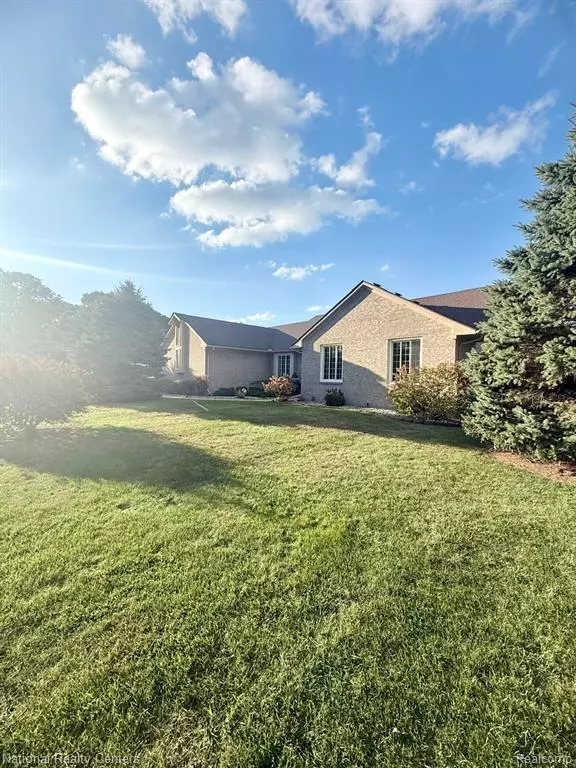 Commerce Twp, MI 48382,5115 Driftwood Drive