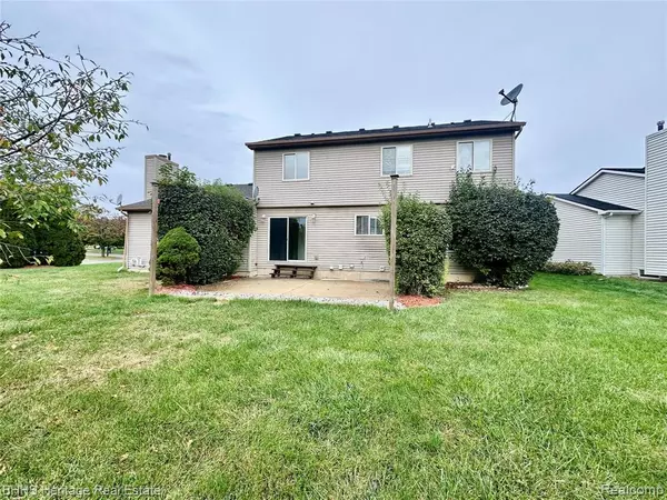 Ypsilanti, MI 48197,5730 Amber Way