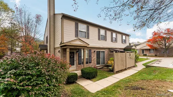 Ann Arbor, MI 48108,3057 Forest Creek Court