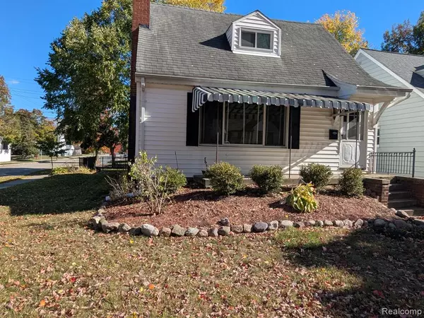 Royal Oak, MI 48067,1103 MCLEAN Avenue