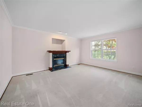 Brighton, MI 48116,534 Hope Street