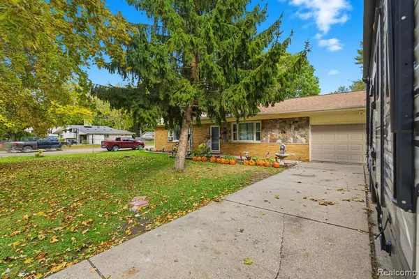 Harrison Township, MI,38990 Lanse Creuse Street