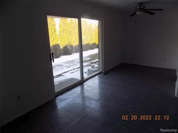 Mount Clemens, MI 48043,29 DICKINSON ST UNIT I Street