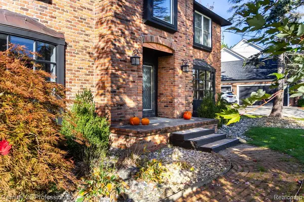 Grand Blanc, MI 48439,9418 Oakmont Drive