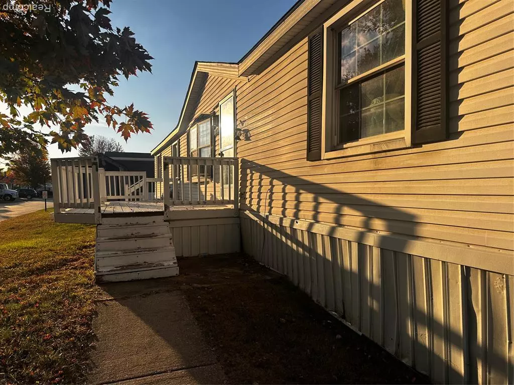 Romulus, MI 48174,7084 Ranger Drive